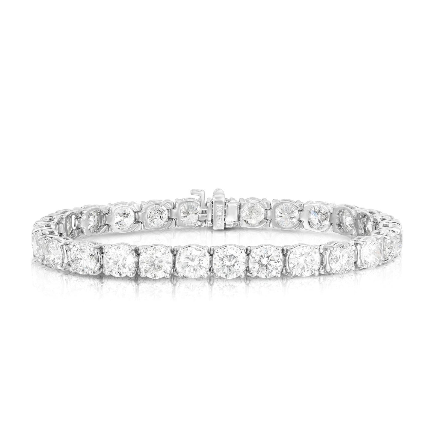 Tennis Bracelet - 18K White Gold with Diamonds